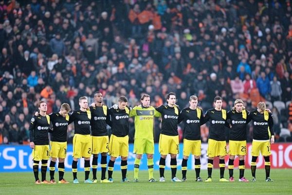 Νεκροί πέντε φίλοι της Ντόρτμουντ σε αεροπορικό