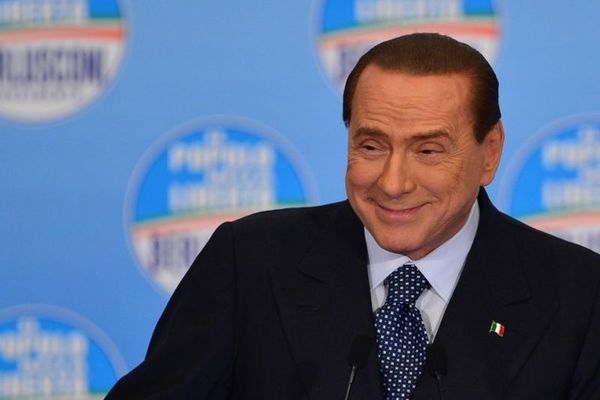 Μίλαν: Οι… συμβουλές του Μπερλουσκόνι