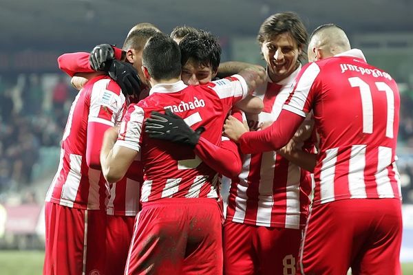 Ολυμπιακός: Με Μέγιερι και Πίνο για την ανατροπή