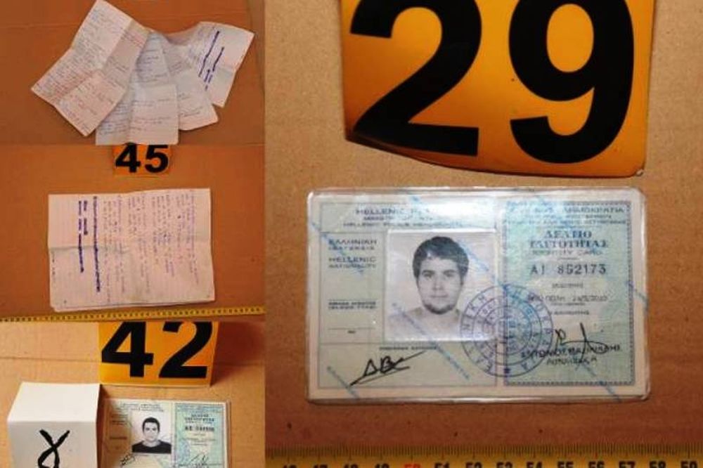 Στη δημοσιότητα οι πλαστές ταυτότητες που βρέθηκαν στη γιάφκα