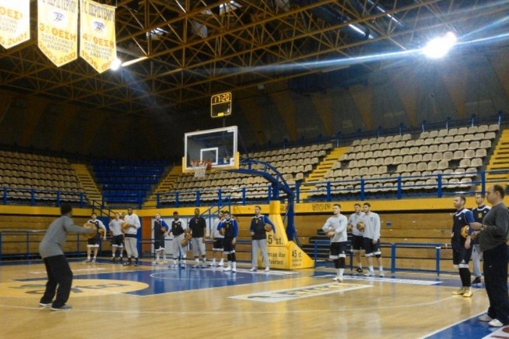 Περιστέρι: Με Μορίς Μουρ η προπόνηση (video)