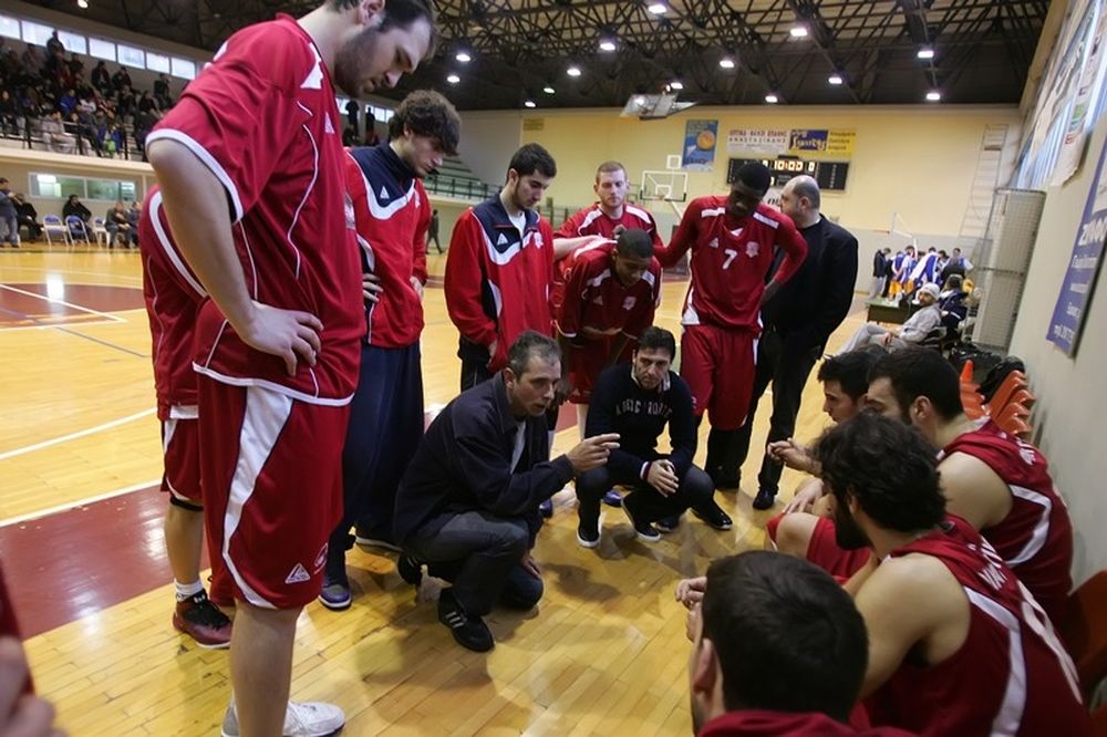 Φιλαθλητικός: Παρέμεινε στην κορυφή