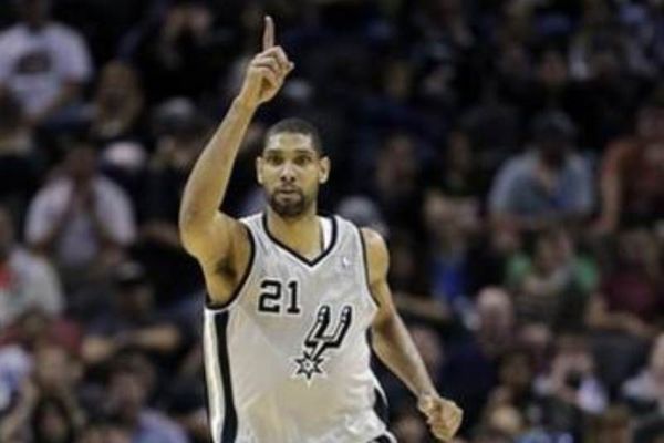 ΝΒΑ: Άνετα οι Σπερς, αγκομαχώντας οι Λέικερς