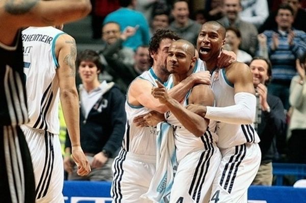 Ρεάλ Μαδρίτης: Με μανίκια στη φανέλα!