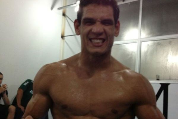 UFC on FX 8: Και ο «Mutante» στο πρόγραμμα