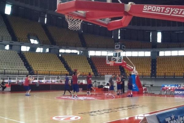 Μπαρτσελόνα: Πρωινή προπόνηση στο ΣΕΦ (photos)