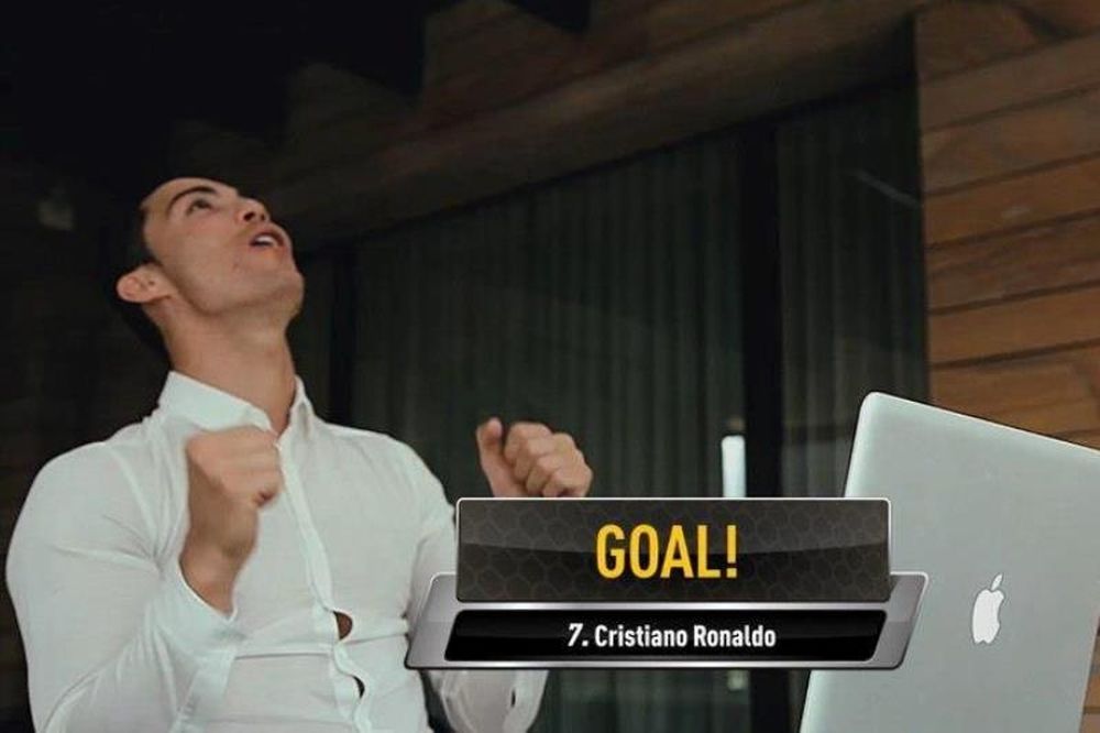 Ρεάλ Μαδρίτης: Το παιχνίδι του Ρονάλντο στο facebook (photos+video)