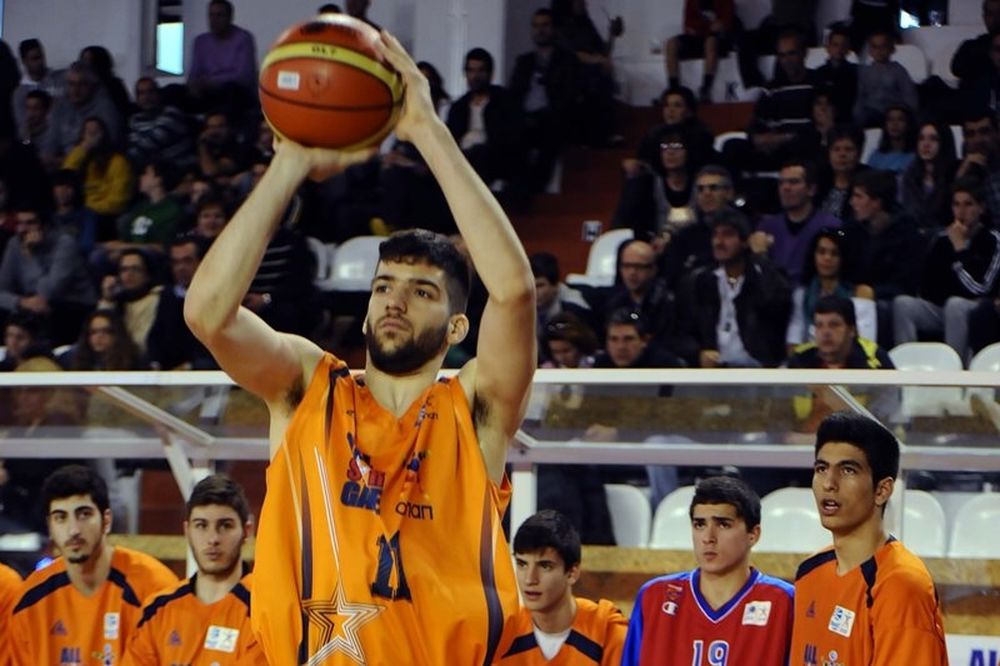 Ζούμπος: «Πολύ μέλλον το ελληνικό μπάσκετ»