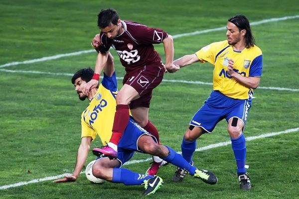 «Κόλλησαν» στο 0-0 ΑΕΛ και Παναιτωλικός