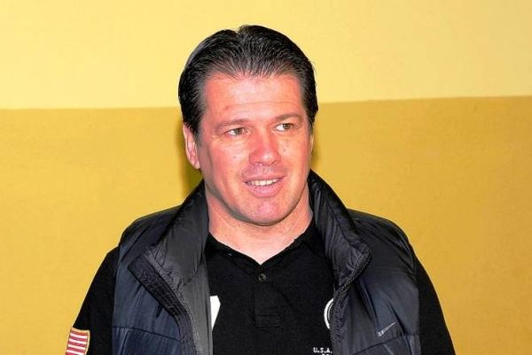 Παπαδόπουλος: «Μένει ο Αρης, μένω στον Αρη...»