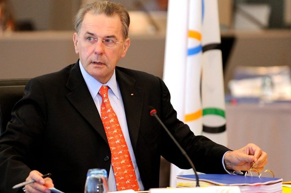 Ρογκ: «Καμία οριστική απόφαση για πάλη»
