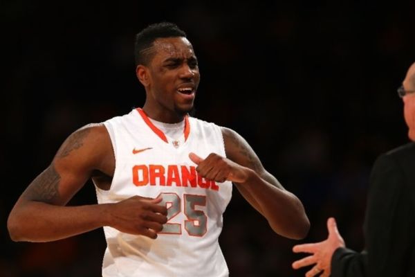 NCAA: Προχωρά το Σίρακιουζ (videos)