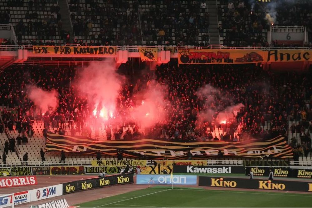 Super League: Βαρύ πρόστιμο στην ΑΕΚ για το... ντέρμπι με Παναθηναϊκό