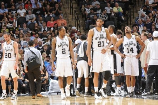 NBA: Πενήντα νίκες για Σπερς (video)