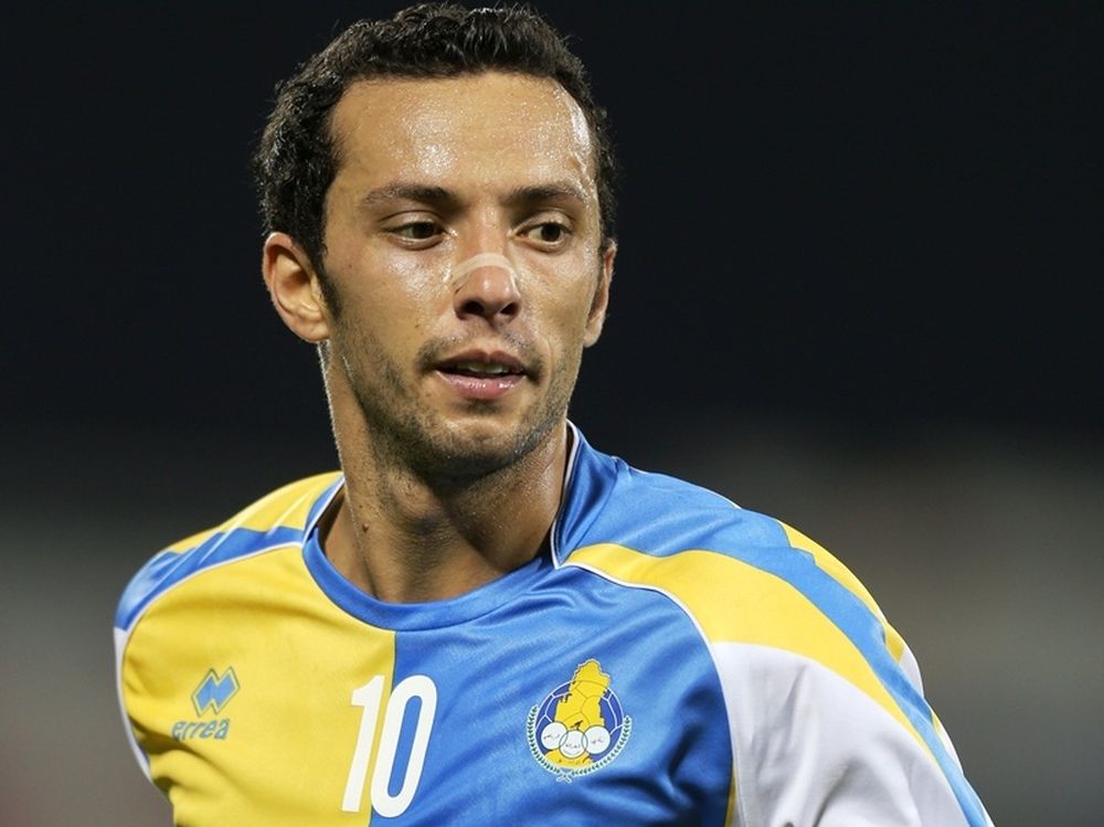 Τις... άρπαξε για τα καλά ο Νενέ (Video)