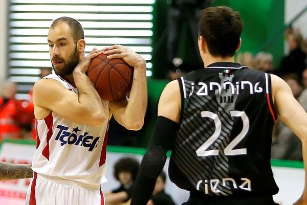 Ολυμπιακός: Οι πρωτιές και το σερί του Σπανούλη