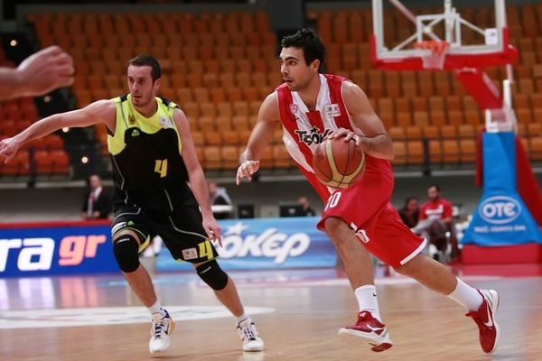 Ολυμπιακός: Ξεπέρασε με... άγχος την Μακάμπι, 84-68 τον Άρη