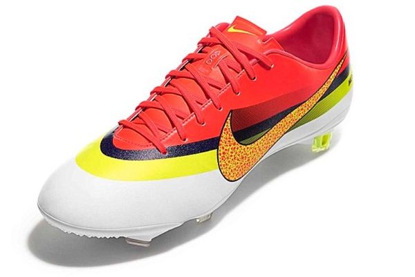 Ρεάλ Μαδρίτης: Η… collection του Ρονάλντο και τα εκθαμβωτικά παπούτσια του (photos)