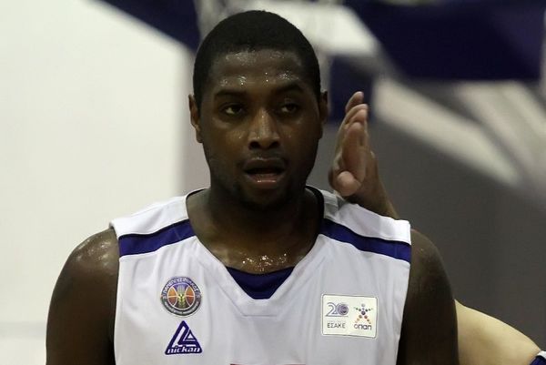 Εζιούκου: «Να πολεμήσουμε στην Πάτρα»