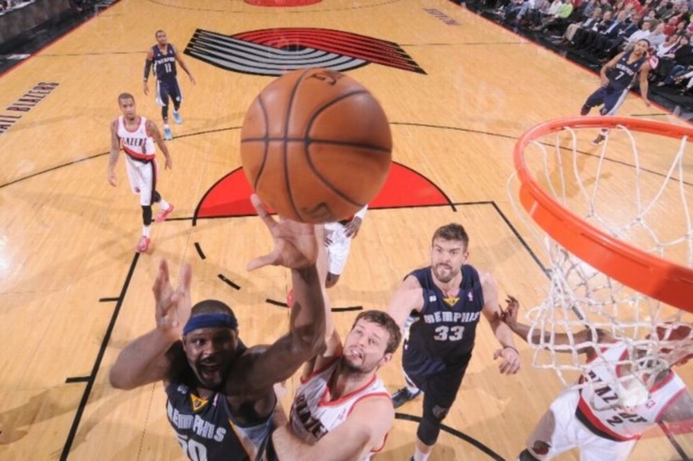 NBA: Ρεκόρ για Κλίπερς και Γκρίζλις (videos)