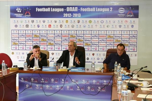 Πέτρος Θεοδωρίδης: Ενός λεπτού σιγή από Football League 