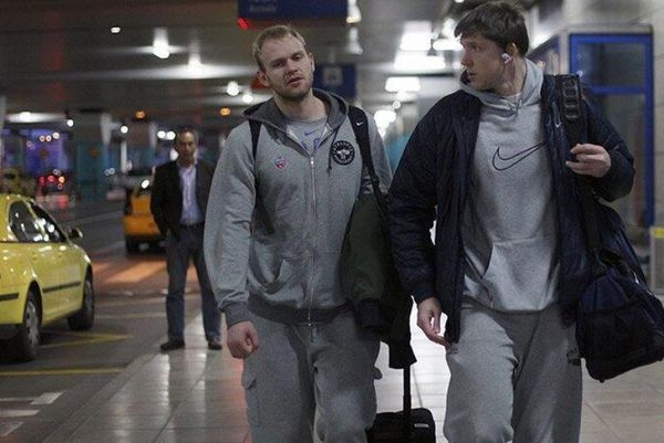 ΤΣΣΚΑ Μόσχας: Η άφιξη στην Αθήνα (photos)