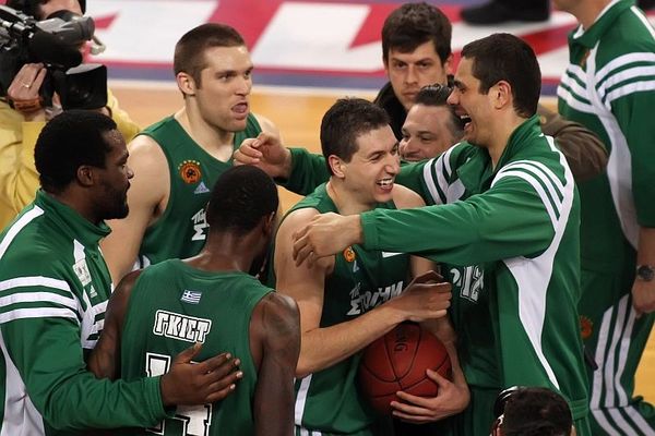 Εξάστερος... εφιάλτης, έτοιμος για Λονδίνο