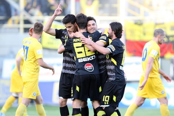 Εκθαμβωτικός Τάτος κράτησε τον Άρη στη Super League (video)