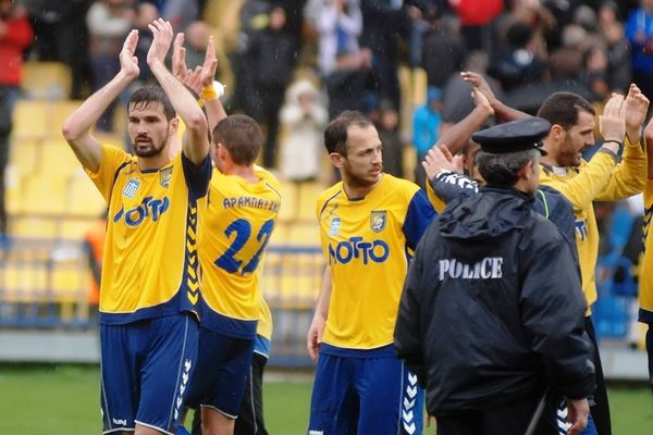 Παναιτωλικός για τα... σαλόνια, 4-3 την Παναχαϊκή