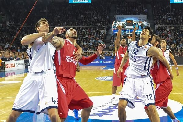 Αναντολού Εφές: Πιστεύουν στην ανατροπή με Ολυμπιακό οι οπαδοί