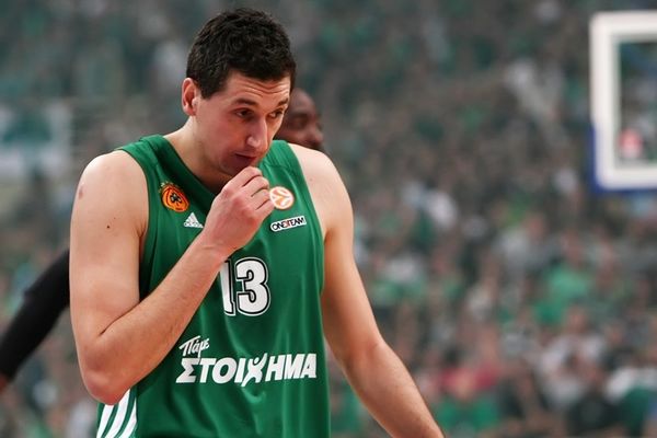Παναθηναϊκός: Έγραψε ιστορία ο Διαμαντίδης