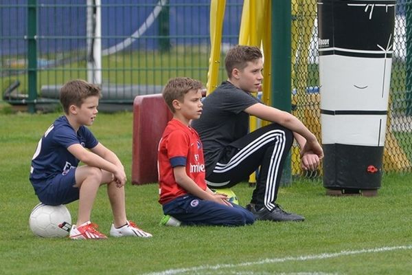 Παρί Σεν Ζερμέν: Μεγάλοι… μπαλαδόροι οι γιοι του Μπέκαμ! (video)