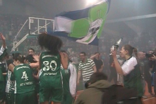Παναθηναϊκός: Άνοιξαν σαμπάνιες (video)