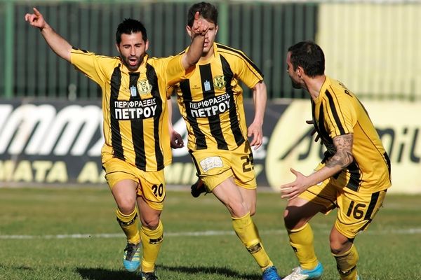 Football League 2: Ντέρμπι κορυφής!