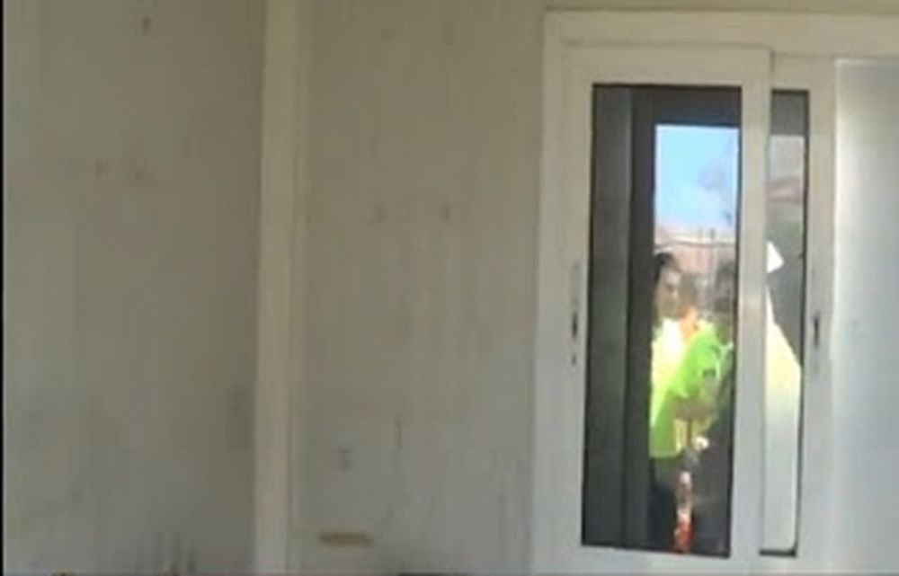 Έγινε και αυτό: Διαιτητής πλακώθηκε στο ξύλο με επόπτη (Video)
