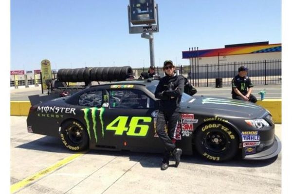 Στο Nascar o Ρόσι!