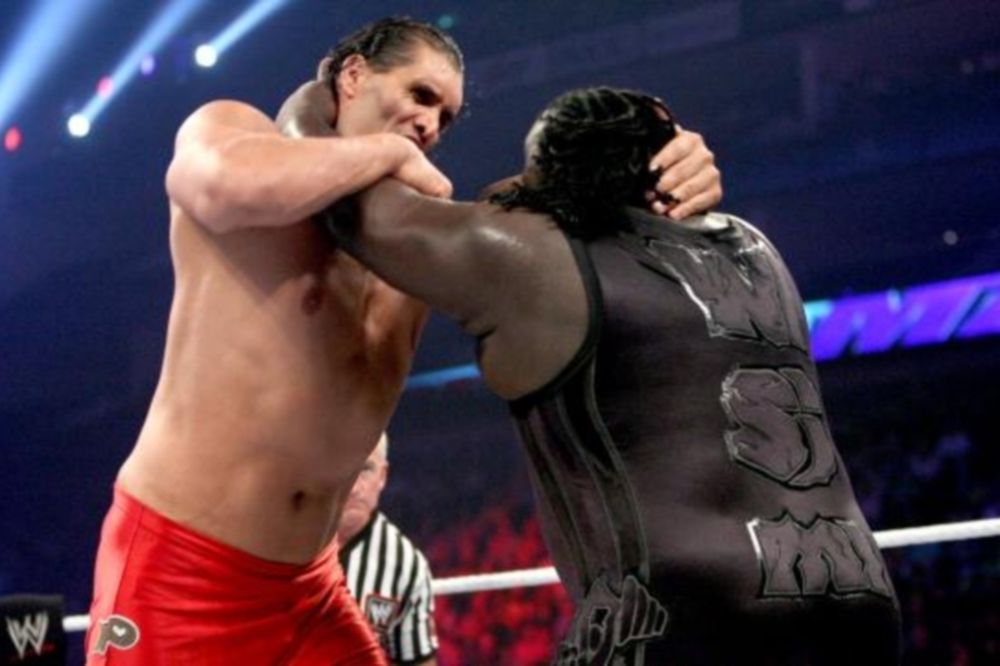 Main Event: Παραλίγο «4Χ4» για Mark Henry (photos+videos)