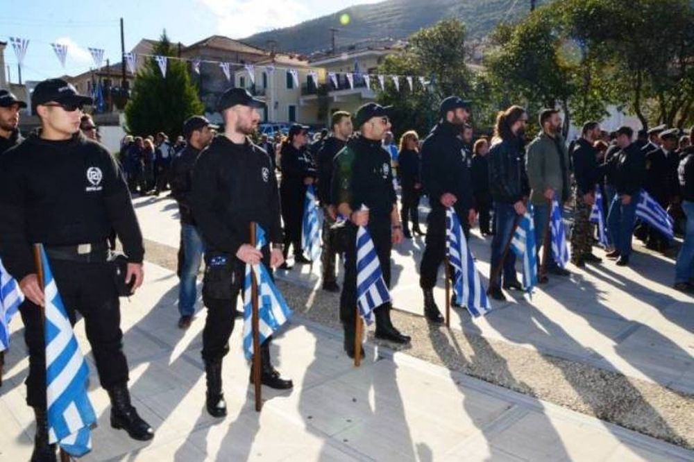 Βίντεο – Χρυσή Αυγή: Την «έπεσαν» σε εικονολήπτη