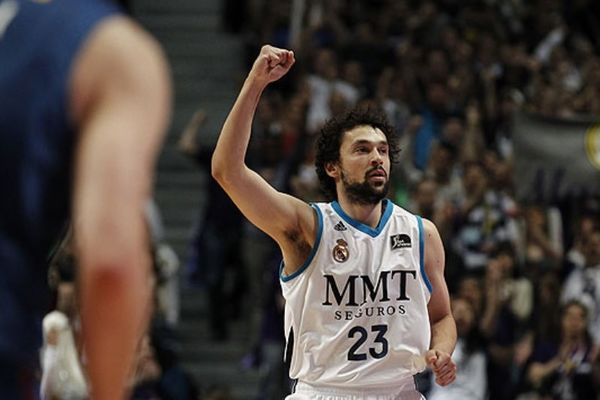 Ρεάλ Μαδρίτης: Η νίκη πρωτιάς επί της Μπαρτσελόνα (video)