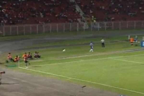 Πάρε να... έχεις και από κόρνερ (Video)