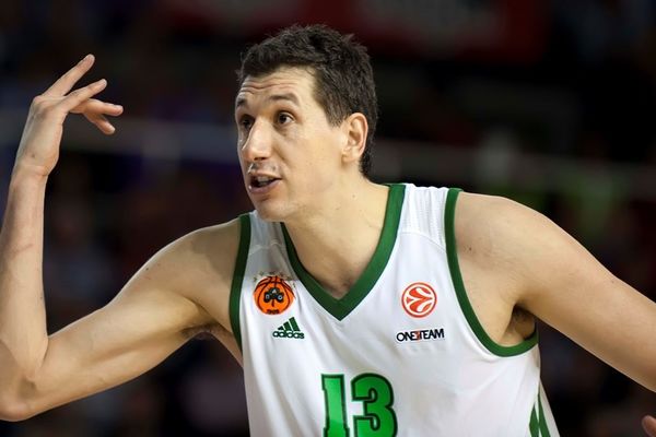 Παναθηναϊκός: «Στους κορυφαίους ο αρχηγός»