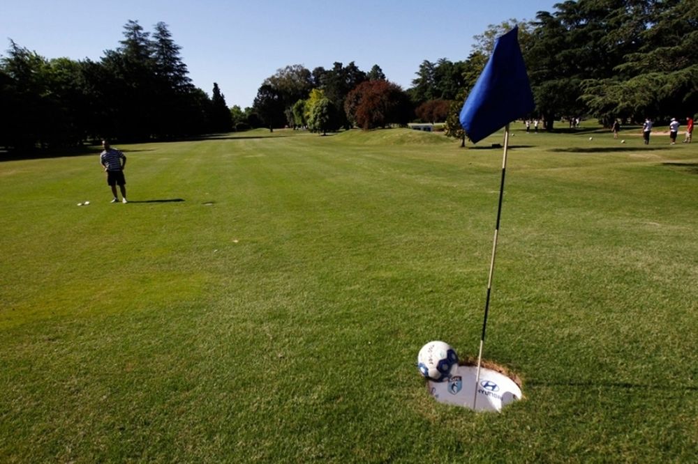 FootGolf: Στείλε την μπάλα στην… τρύπα! (photos+videos)