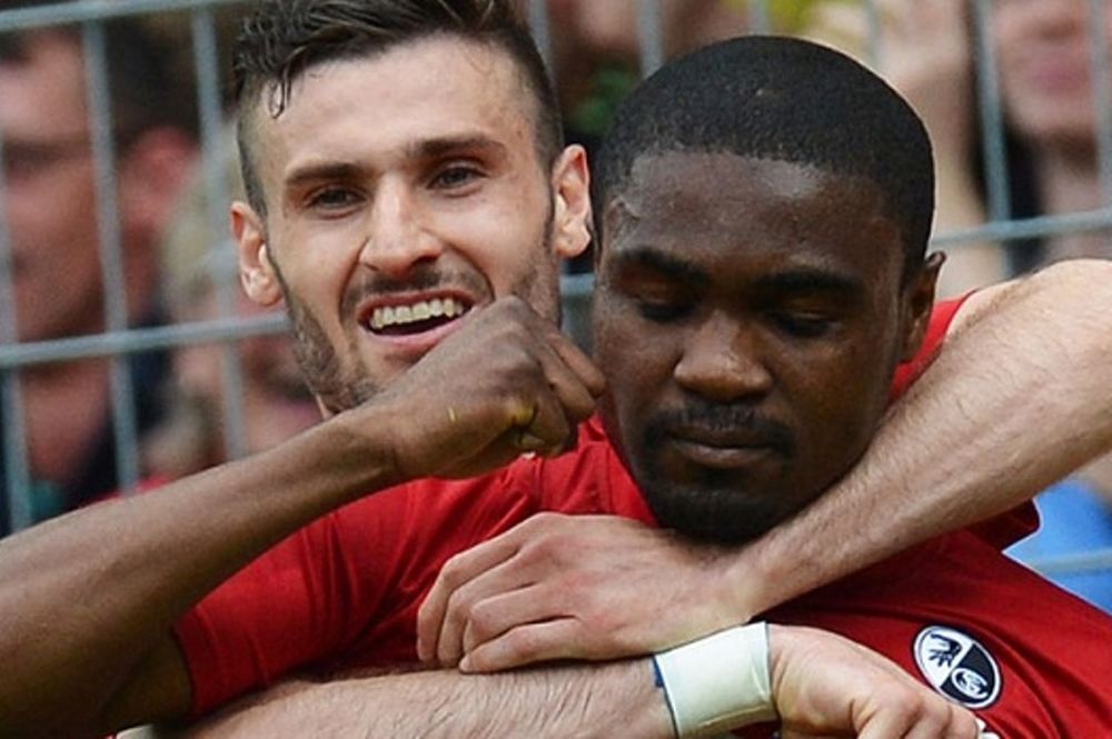 «Ζωντανή» για Γιουρόπα η Φράιμπουργκ, 2-0 την Άουγκσμπουργκ
