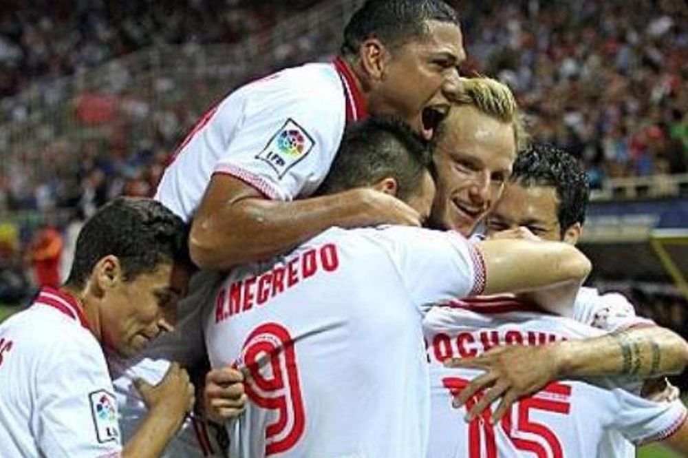 Εύκολα η Σεβίλλη, 3-0 την Εσπανιόλ