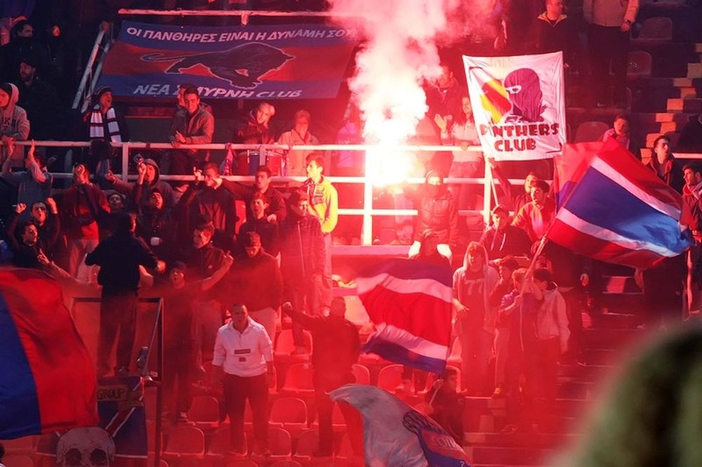 Ο Θεός να βάλει το χέρι του...