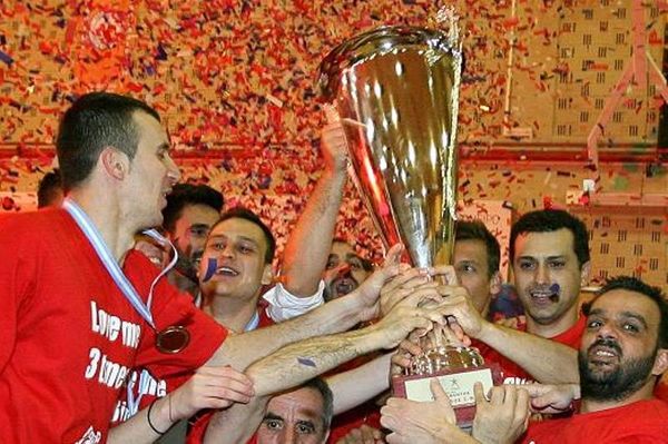 Ολυμπιακός: Αποσύρθηκε από το Τσάμπιονς Λιγκ της επόμενης περιόδου