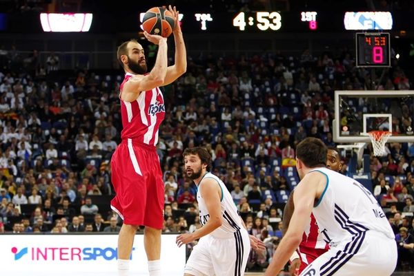 Ολυμπιακός: Το κρίσιμο τρίποντο του Σπανούλη (video)
