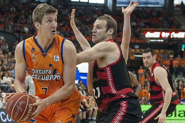 Βαλένθια: MVP Μαΐου στην Ισπανία ο Ντόελμαν (video)