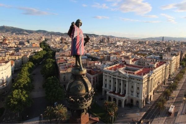 Ο Χριστόφορος Κολόμβος με φανέλα της Μπαρτσελόνα!