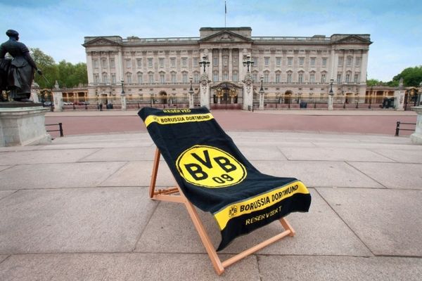 Μπορούσια Ντόρτμουντ: Κατάληψη στο Λονδίνο οι οπαδοί! (photos)